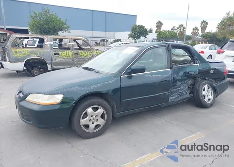2000 Honda Accord 3.0 Ex from USA, damaged, VIN 1HGCG1654YA072845